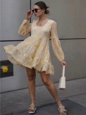 En Saison Audrey Floral Organza Babydoll Mini Dress M | Yellow Puff Sleeve Cotta